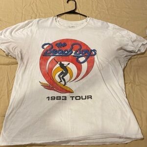 Men’s The Beach Boys 1983 tour tee reprint in size XL
